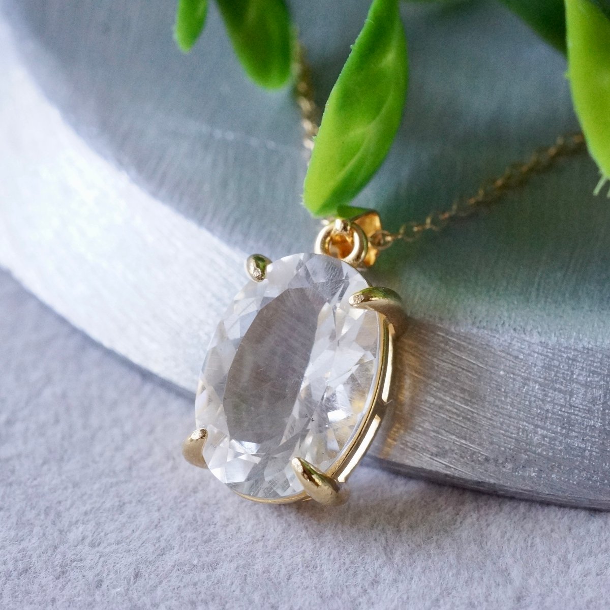 Handmade】クリスタルクォーツ（水晶） ペンダントトップ 18kゴールド