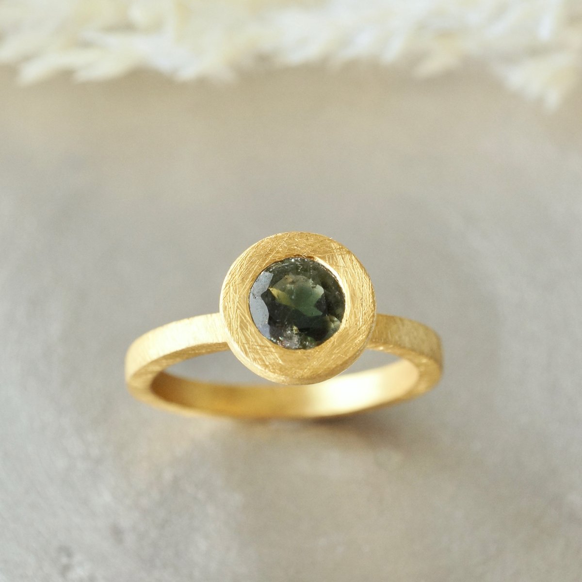 グリーントルマリン リング 18kマットゴールドプレーテッド シルバー