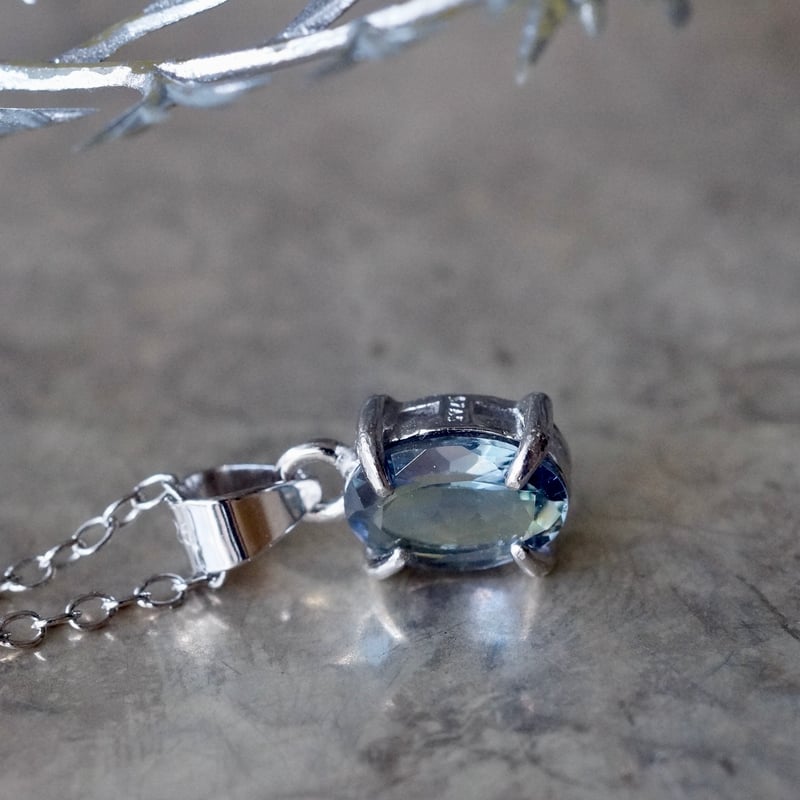 Handmade】ゾイサイト ペンダントトップ ロジウムコーティング