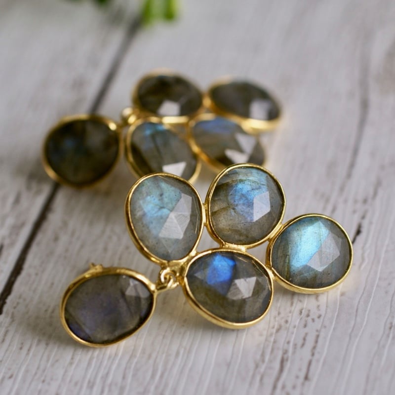 ☆ラブラドライト 大振りピアス 18kゴールドプレーテッド シルバー925