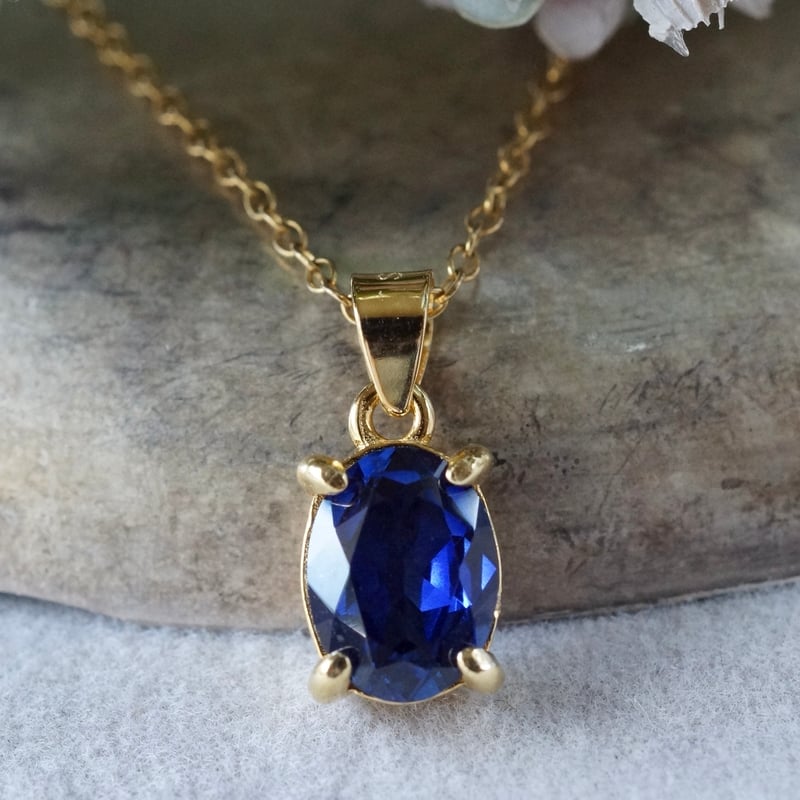 Handmade】ブルー 合成サファイア ペンダントトップ 18kゴールドプレー