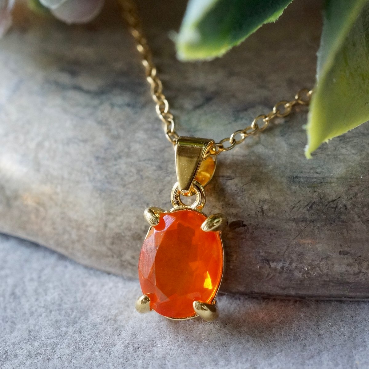 ファイアーオパールペンダントヘッド(18K) ファイアーオパールペンダントヘッド(18K) ファイアオパール18KYG