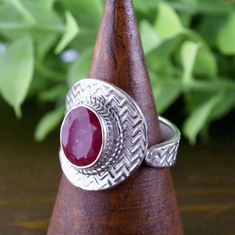 ぶぶ❣️ラスト1♪ 大きな天然石ルビーデザインリング15号 ぶぶ様専用❣️ラスト1♪ 大きな天然石ルビーデザインリング15号