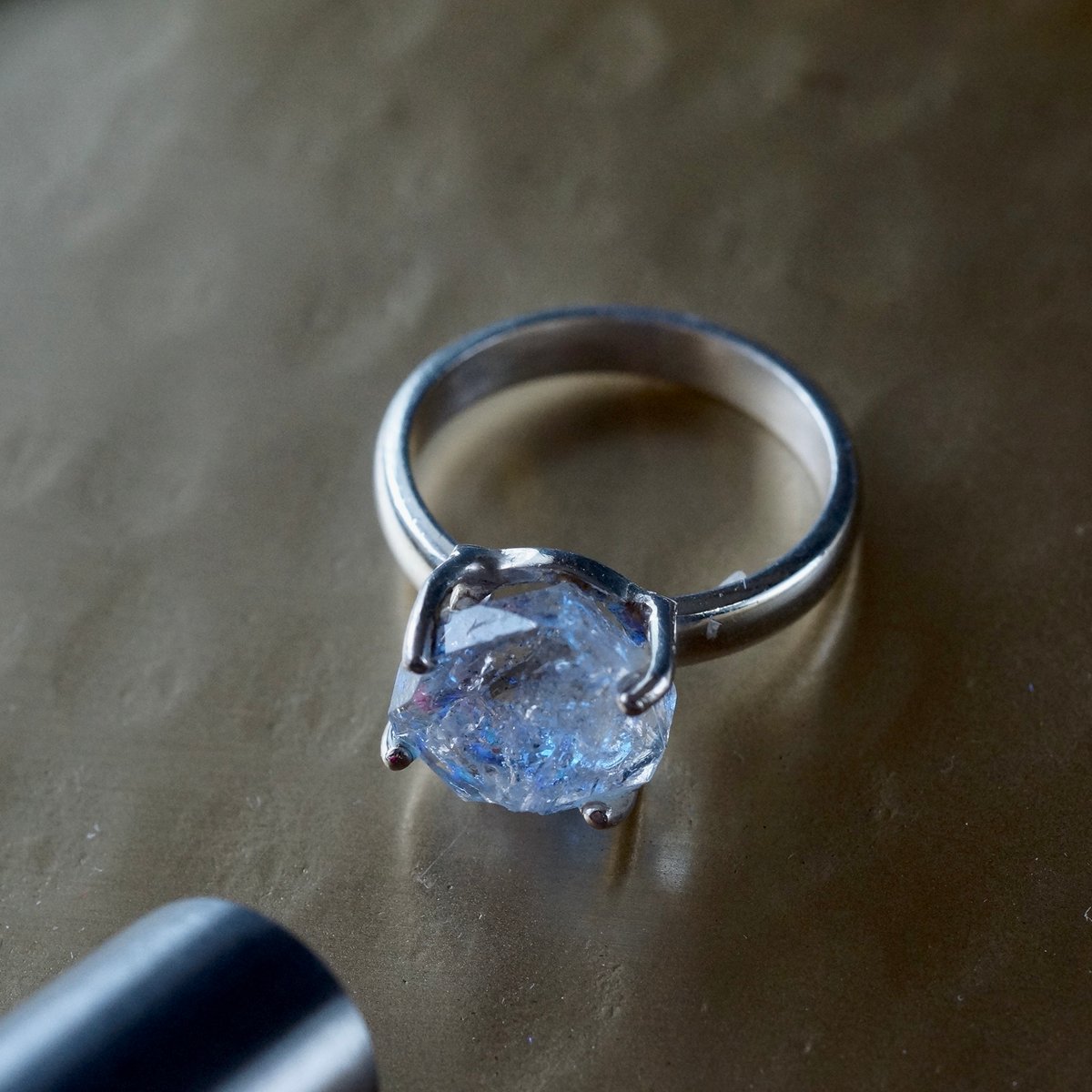 オイルイン ハーキマーダイヤモンド（水晶） ラフカットリング