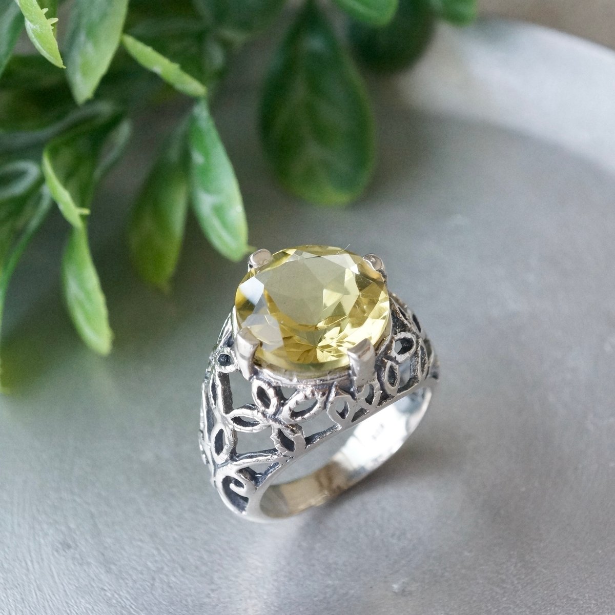 イエロー レモンクォーツ 透かし模様リング シルバー925 約12号/14号