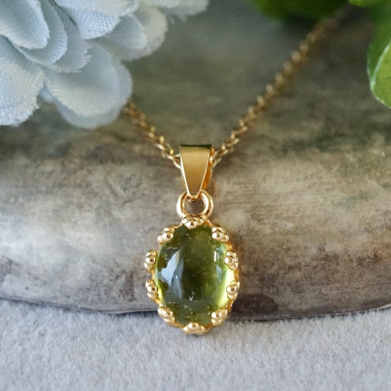 Handmade】ペリドット クラウンモチーフ ペンダントトップ 18kゴールド