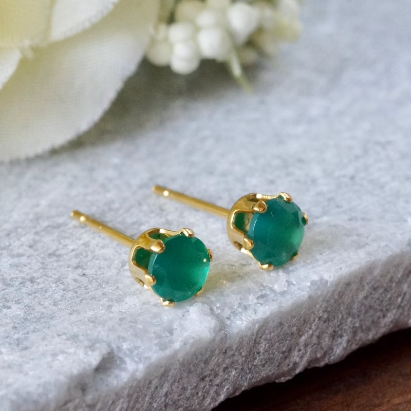 Handmade】グリーンオニキス スタッドピアス サージカルステンレス製