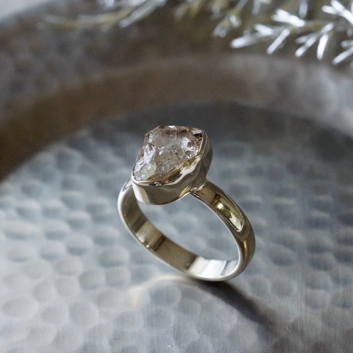 オイルイン ハーキマーダイヤモンド（水晶） ラフカットリング