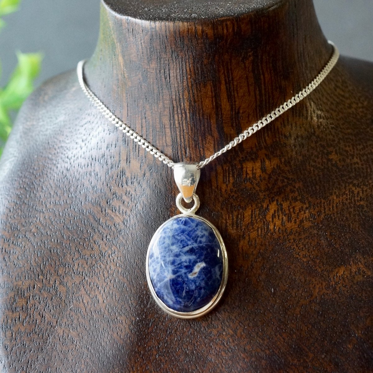 ソーダライト オーバルシェイプ ペンダントトップ シルバー925（sv-771