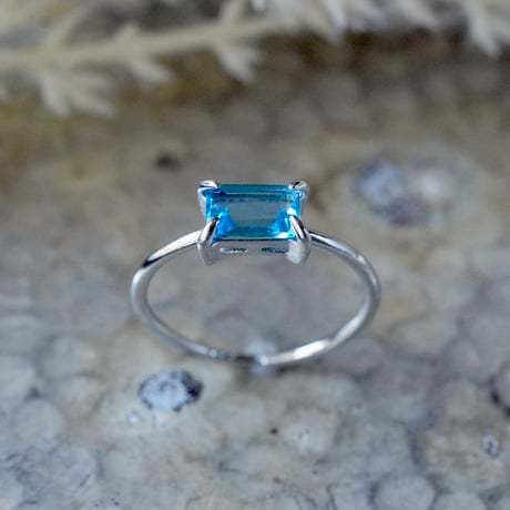 スイスブルートパーズ | STORES