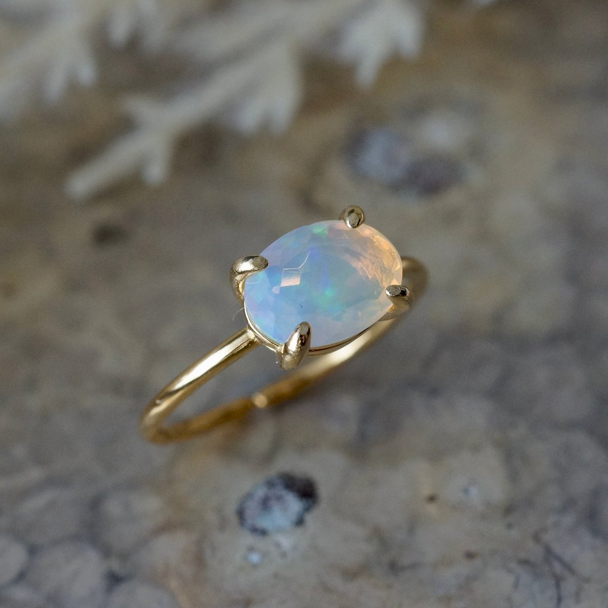 Handmade】オパール ファセットカット 7号〜フリーサイズリング 18k Handmade】オパール ファセットカット 7号〜フリーサイズリング 18k