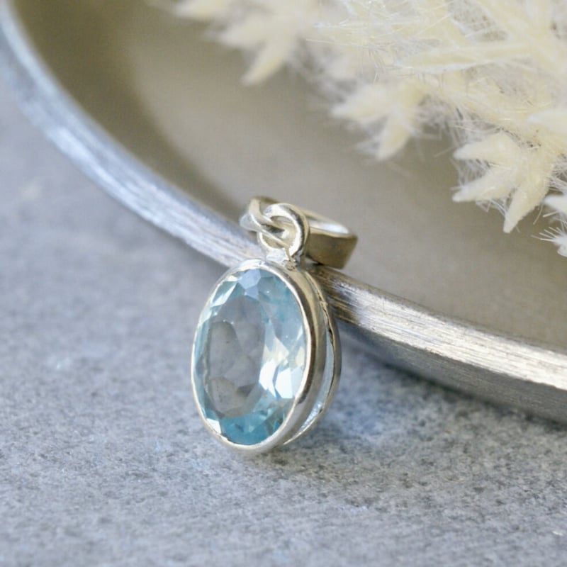 ブルートパーズ ペンダントTOP Pt900ブルートパーズ 12.07ct