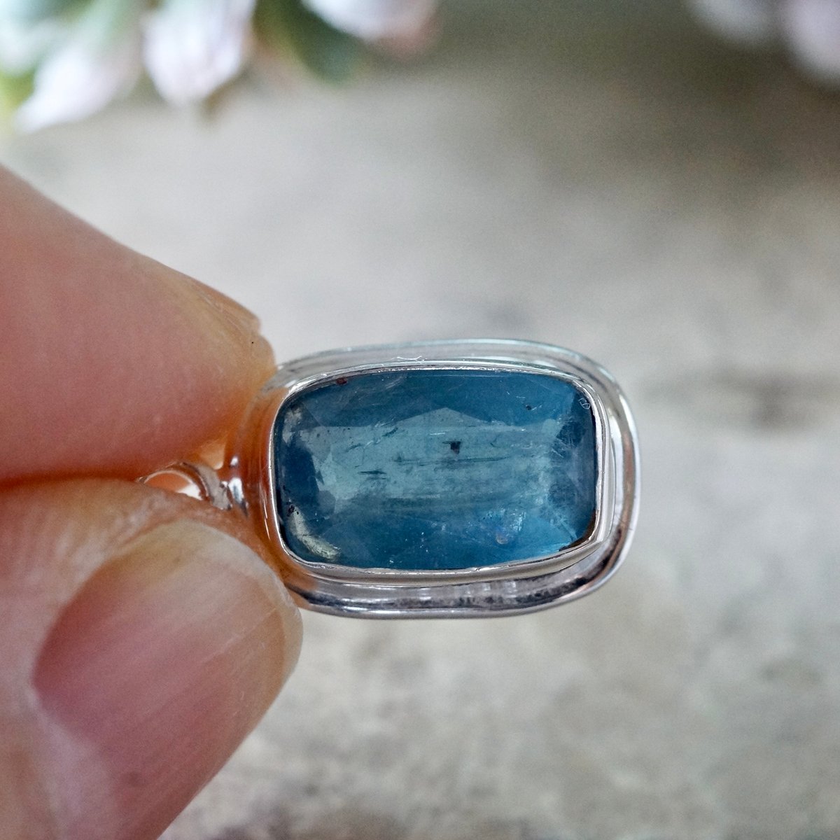 ブルー カイヤナイト スクエアシェイプ ペンダントトップ シルバー925