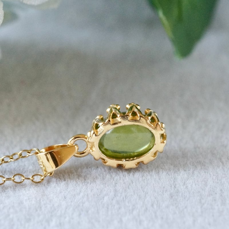 Handmade】ペリドット クラウンモチーフ ペンダントトップ 18kゴールド