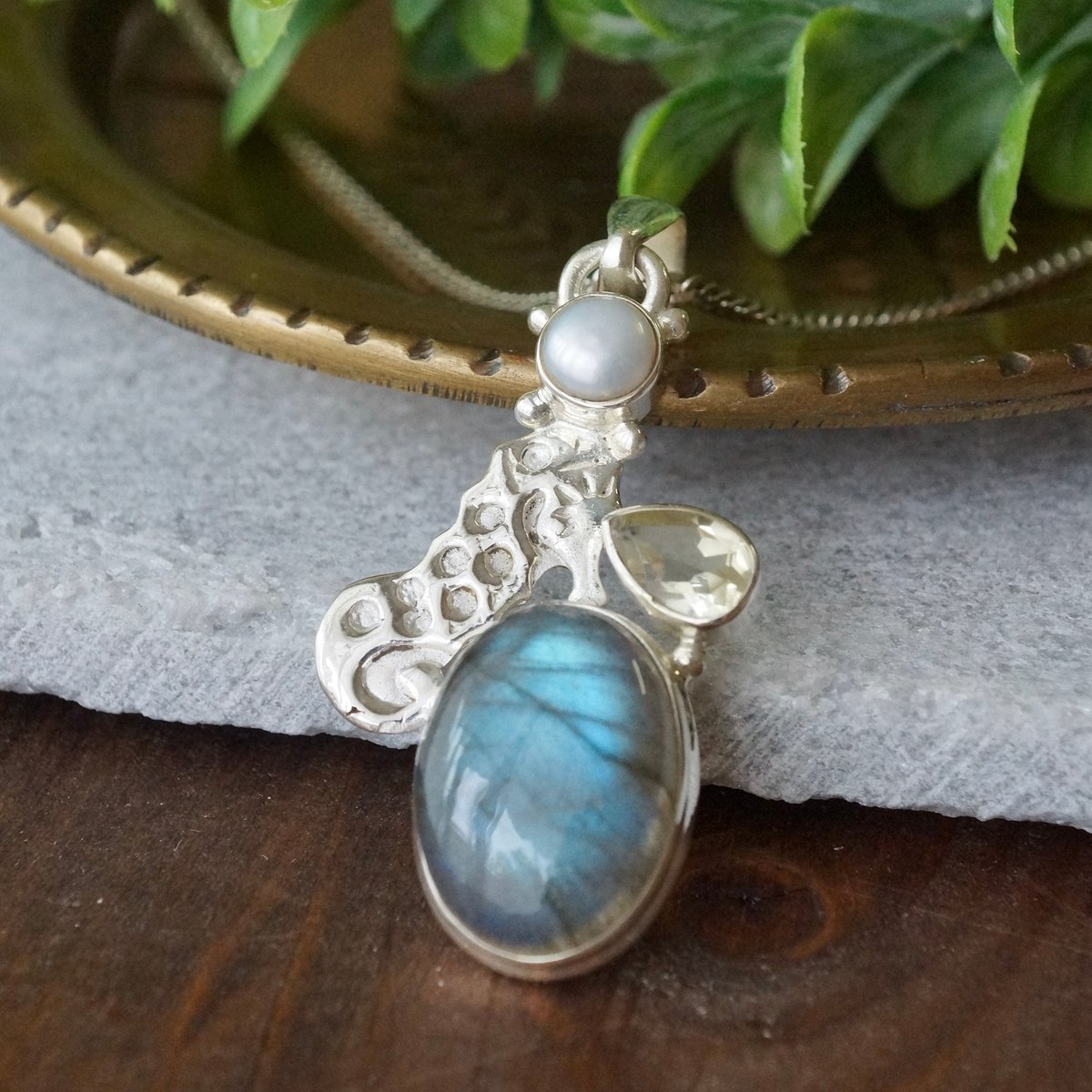 ラブラドライト/シトリン タツノオトシゴ ペンダントトップ シルバー