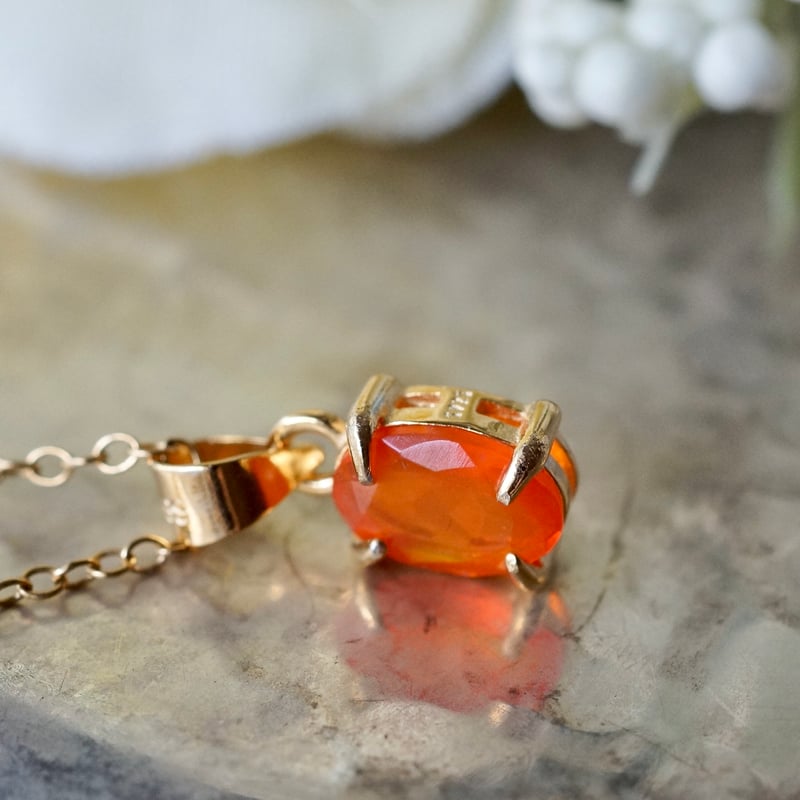 Handmade】オレンジ ファイアオパール（遊色効果あり）ペンダント