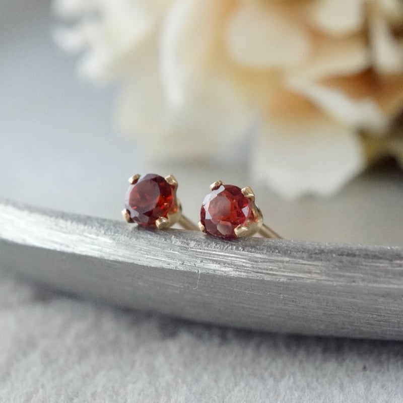 Handmade】ヘソナイト（オレンジガーネット） スタッドピアス 14k