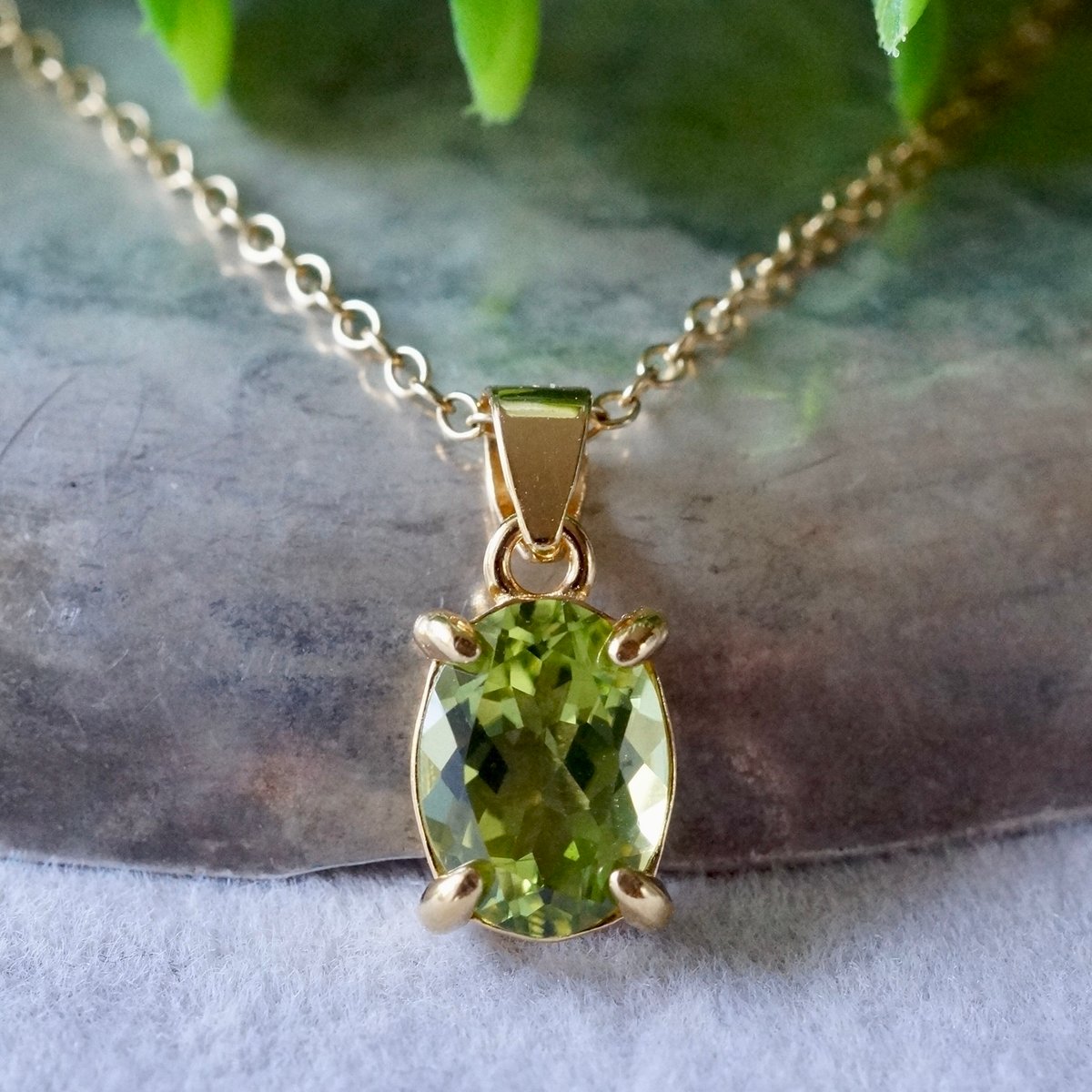 Handmade】ペリドット ペンダントトップ 18kゴールドプレーテド Handmade】ペリドット ペンダントトップ 18kゴールドプレーテド