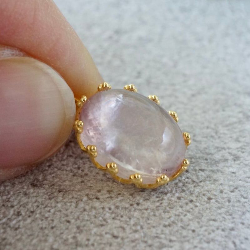 Handmade】ピンクマイカ クラウンモチーフ ペンダントトップ 18k Handmade】ピンクマイカ クラウンモチーフ ペンダントトップ 18k