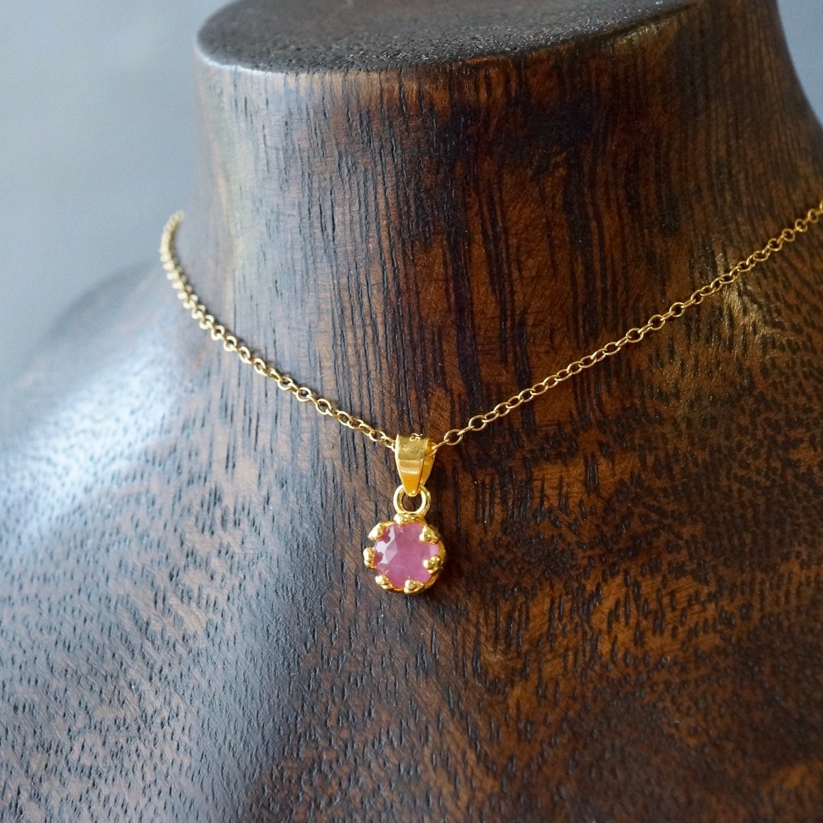 Handmade】ピンクサファイア ローズカット クラウンモチーフ