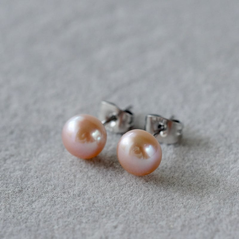 Handmade】淡水パール スタッドピアス サージカルステンレス製 約6.5mm