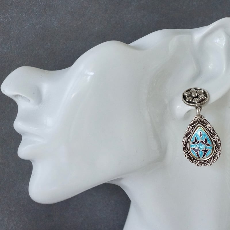 ミーナカリ デザインピアス シルバー925（sv-） | Ratna gemstones