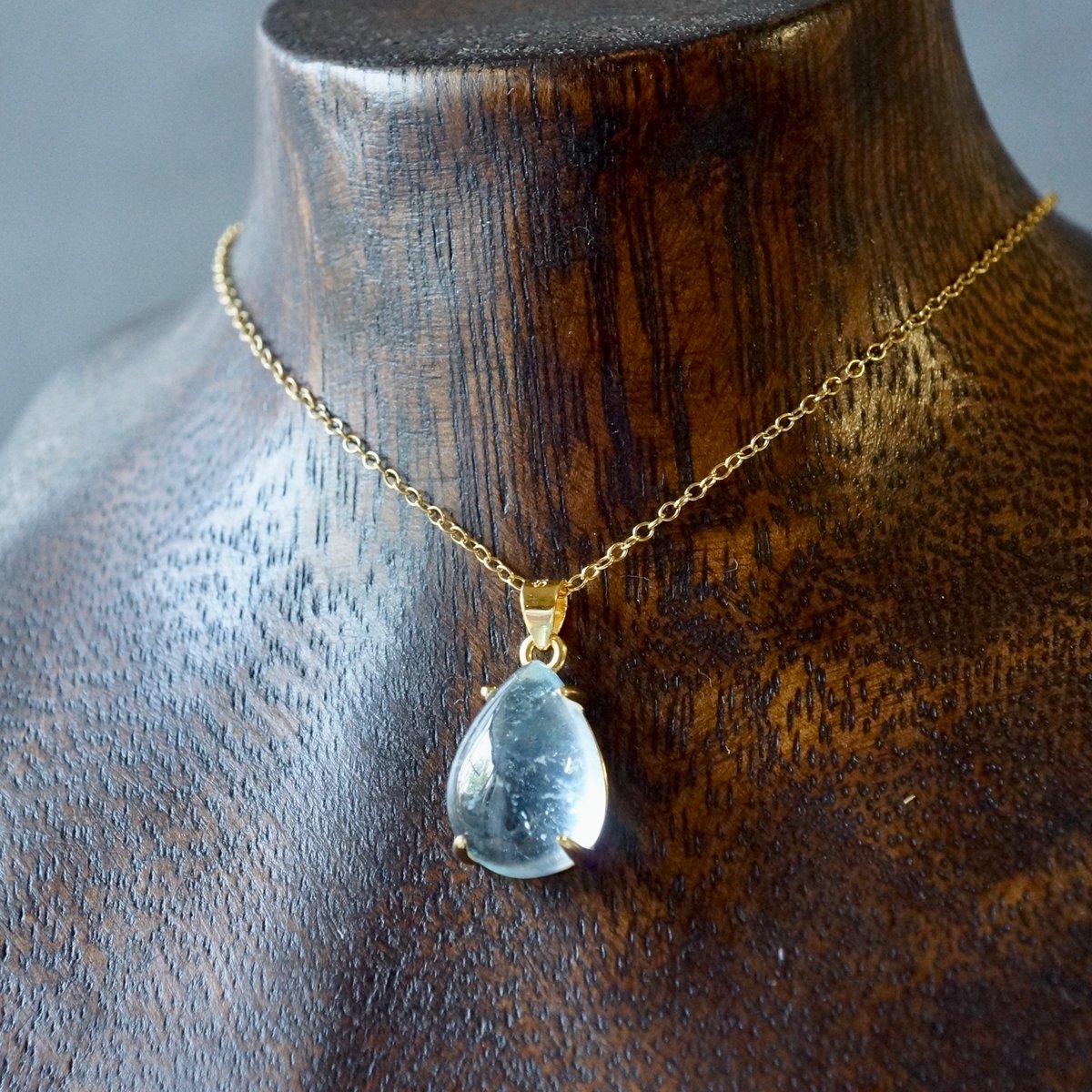 aiです 天然アクアマリンペンダントヘッド Handmade】アクアマリン ペアーシェイプ ペンダントトップ 18kgp
