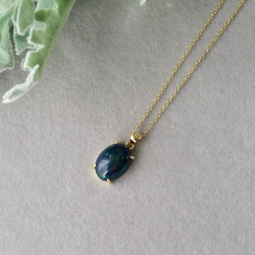 Handmade】ブラックオパール ペンダントトップ 18kゴールド Handmade】ブラックオパール ペンダントトップ 18kゴールド
