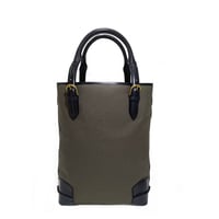 バッグ HORWEEN SHELL CORDOVAN CROSS-BODY BAG HORWEEN COLOR#8 SHELL CORDOVAN CROSS BODY BAG FOR DAILY USE.