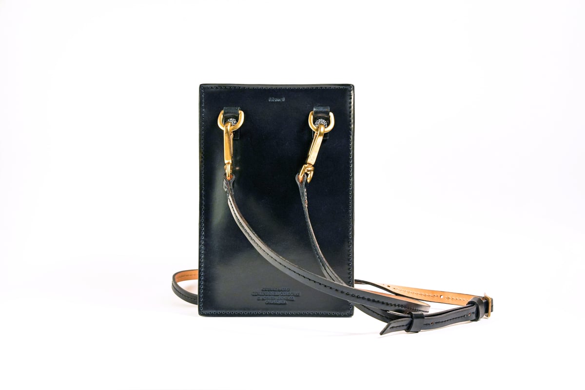 バッグ HORWEEN SHELL CORDOVAN CROSS-BODY BAG HORWEEN COLOR#8 SHELL CORDOVAN CROSS BODY BAG FOR DAILY USE.