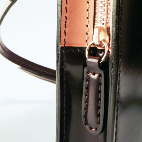 [Horween] Shell Cordovan -Sacoche  /  [ホーウィン・シェルコードバン] - サコッシュバッグ