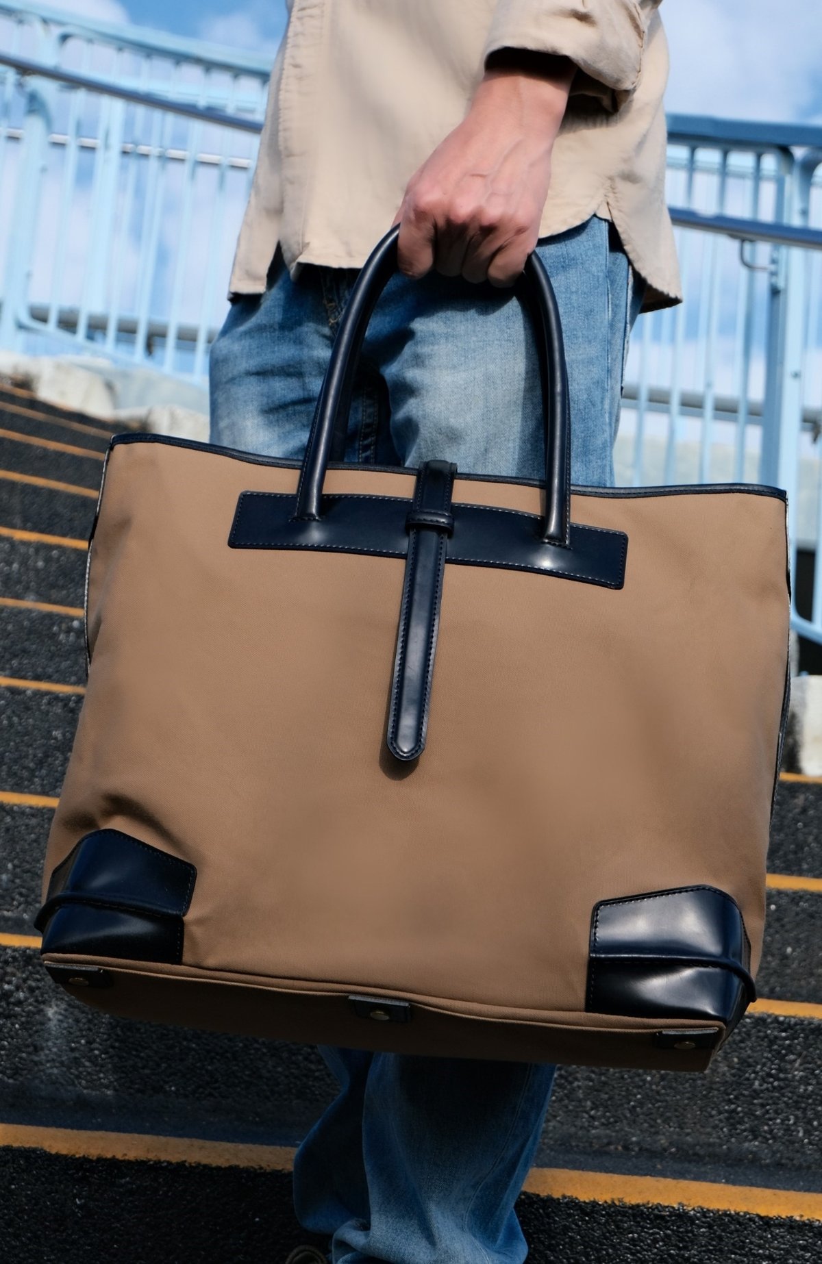 バッグ HORWEEN SHELL CORDOVAN CROSS-BODY BAG HORWEEN COLOR#8 SHELL CORDOVAN CROSS BODY BAG FOR DAILY USE.