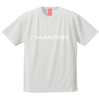 the FACTORY ロゴTシャツ (白×白ロゴ)