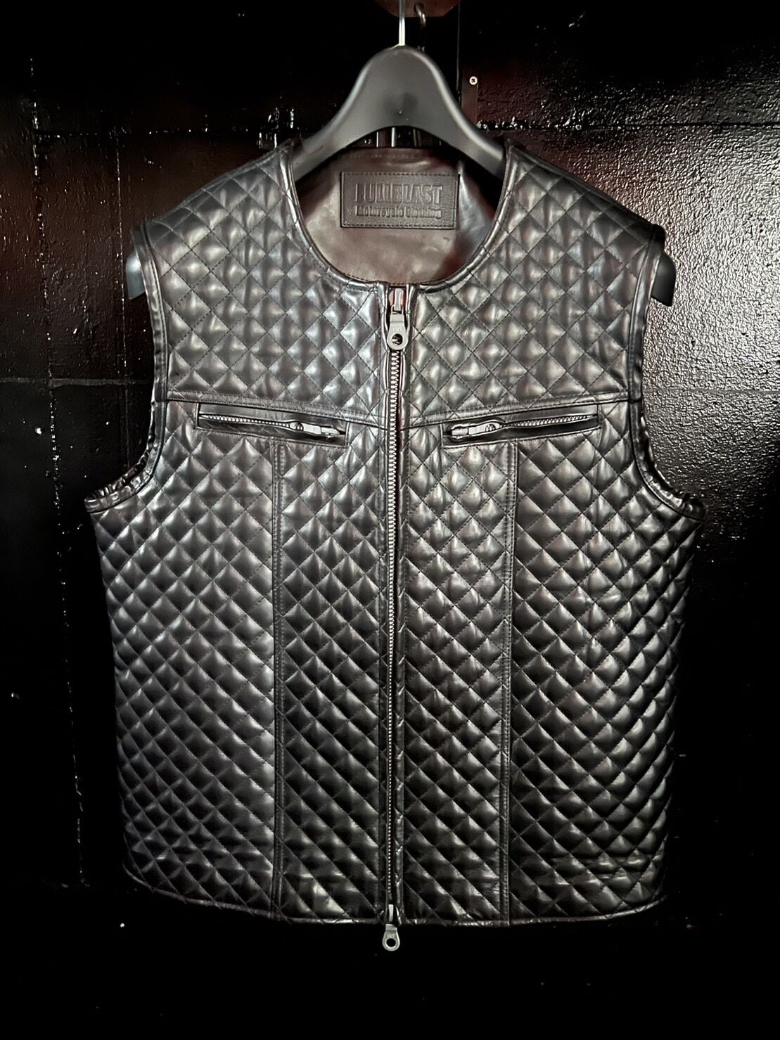 新品 未使用 CRISTIAN MODE ブラック　レザーベスト Lサイズ　羊革 MC vest full padded | FULLBLAST MOTORCYCLE CLOT