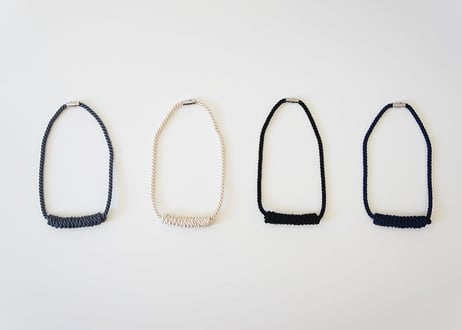 NOEUD　Lineknot - necklace　S　Navy