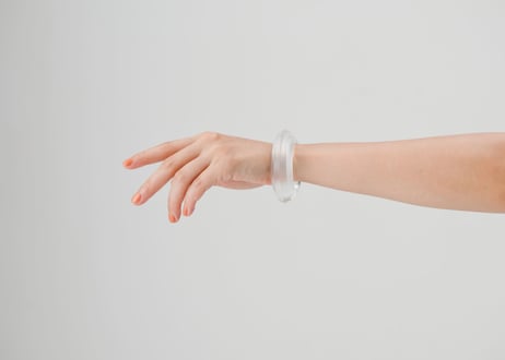 NUEN　CHAMFER　BANGLE