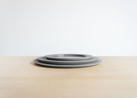 MOTON DESIGN STUDIO　SUITAGAMA　SG02 Plate　S　Gray