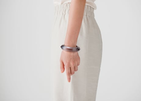 NUEN　CHAMFER　BANGLE