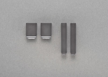 NUEN　SURFACE　EARINGS / PIERCE　SHORT