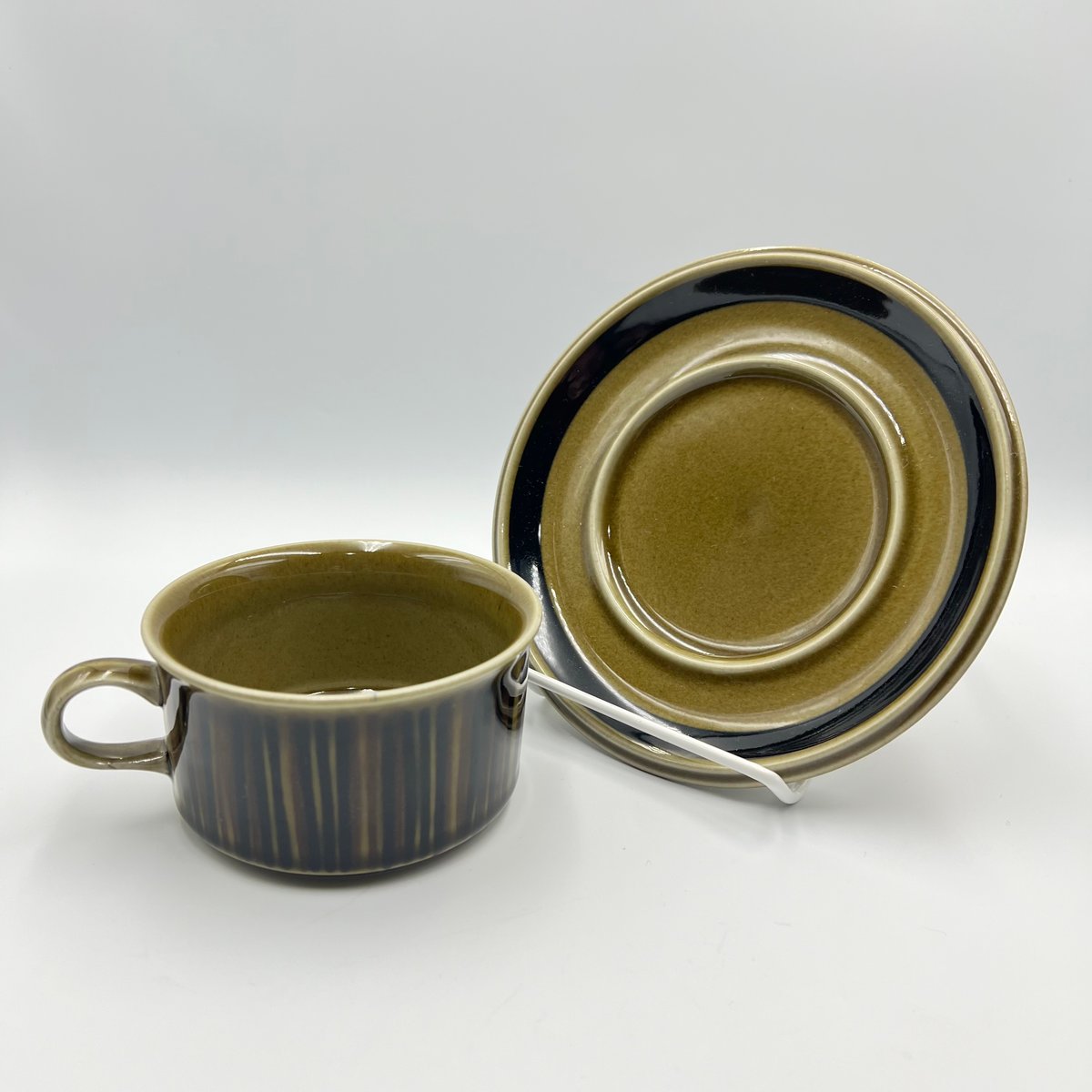 045)北欧 ヴィンテージ 廃盤品 ARABIA アラビア / Kosmos 045)北欧 ヴィンテージ 廃盤品 ARABIA アラビア / Kosmos