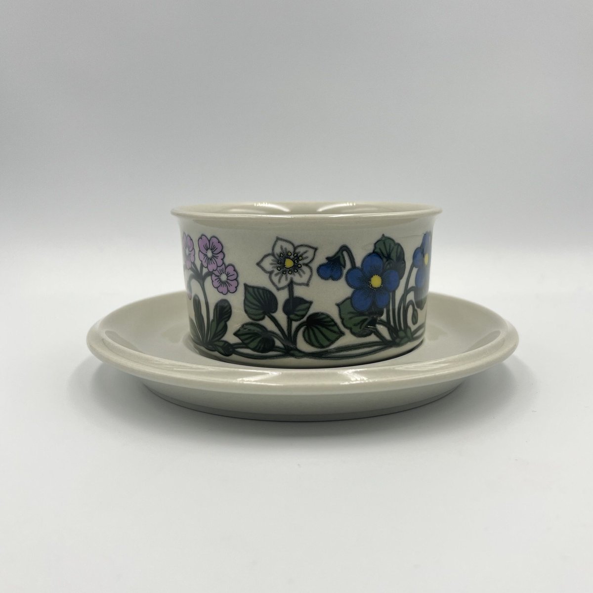 004)北欧 ヴィンテージ 廃盤品 ARABIA アラビア / Flora 004)北欧 ヴィンテージ 廃盤品 ARABIA アラビア / Flora
