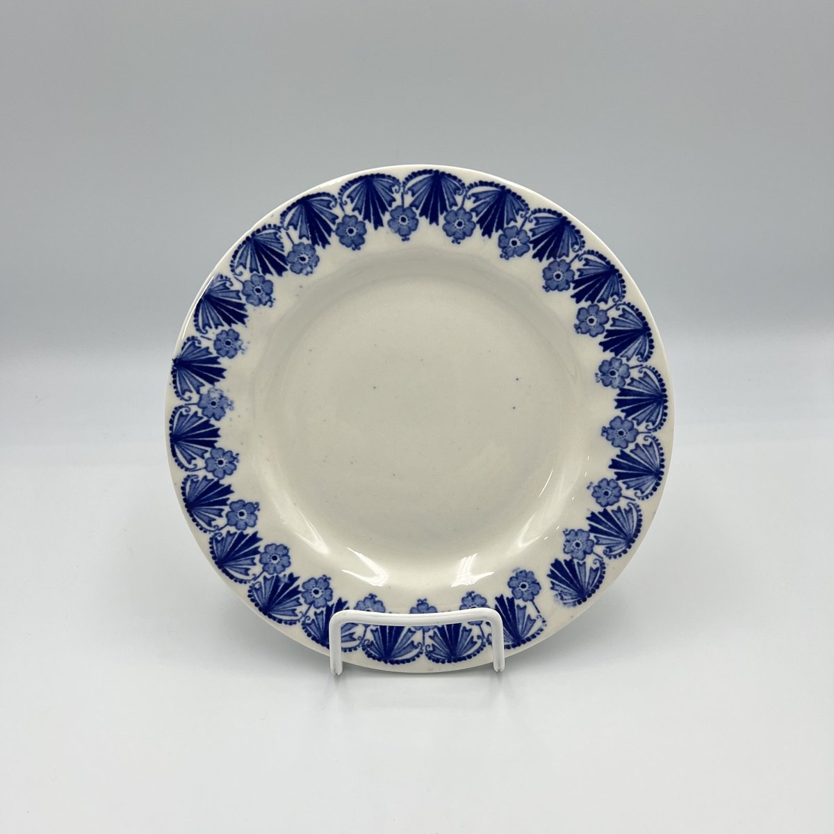 装飾茶箱　アラビアOR インド❓白いゾウ 装飾茶箱 アラビアOR インド❓白いゾウ