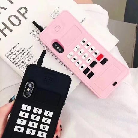 レトロな携帯電話のiPhoneケース・ブラック