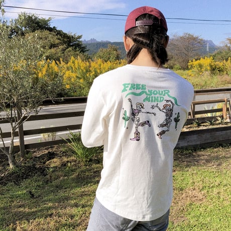 Free your mind L/S tee