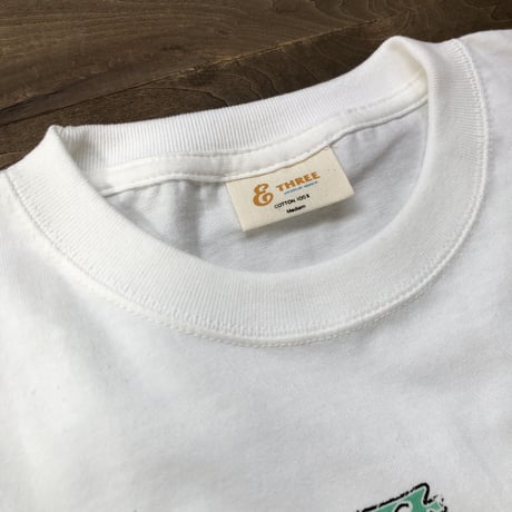 The THREE US tour S/S tee  "off white"