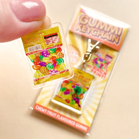 クニシゲリエ フルーツグミ キーチェーン ゴールドver