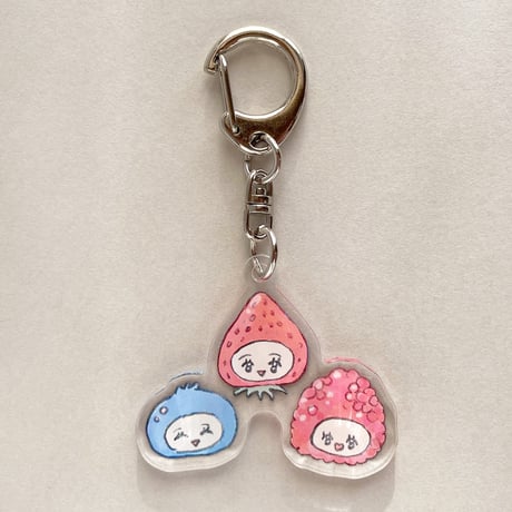 ぎゅうにゅう アクリルキーホルダー ベリーのこ