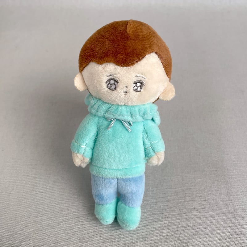 ぎゅうにゅう パーカーのこ ぬいぐるみキーホルダー | EMICE