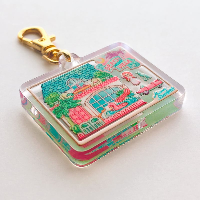 クニシゲリエ おもちゃミニチャーム ドールハウスver. | EMICE