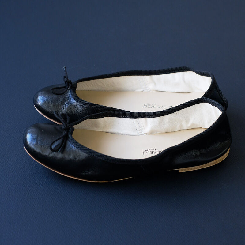 【美品】ポルセリ A.P.C. バレエシューズ フラット リボン ブラック 24 Porselli ポルセリ バレエシューズ ブラック | porselli
